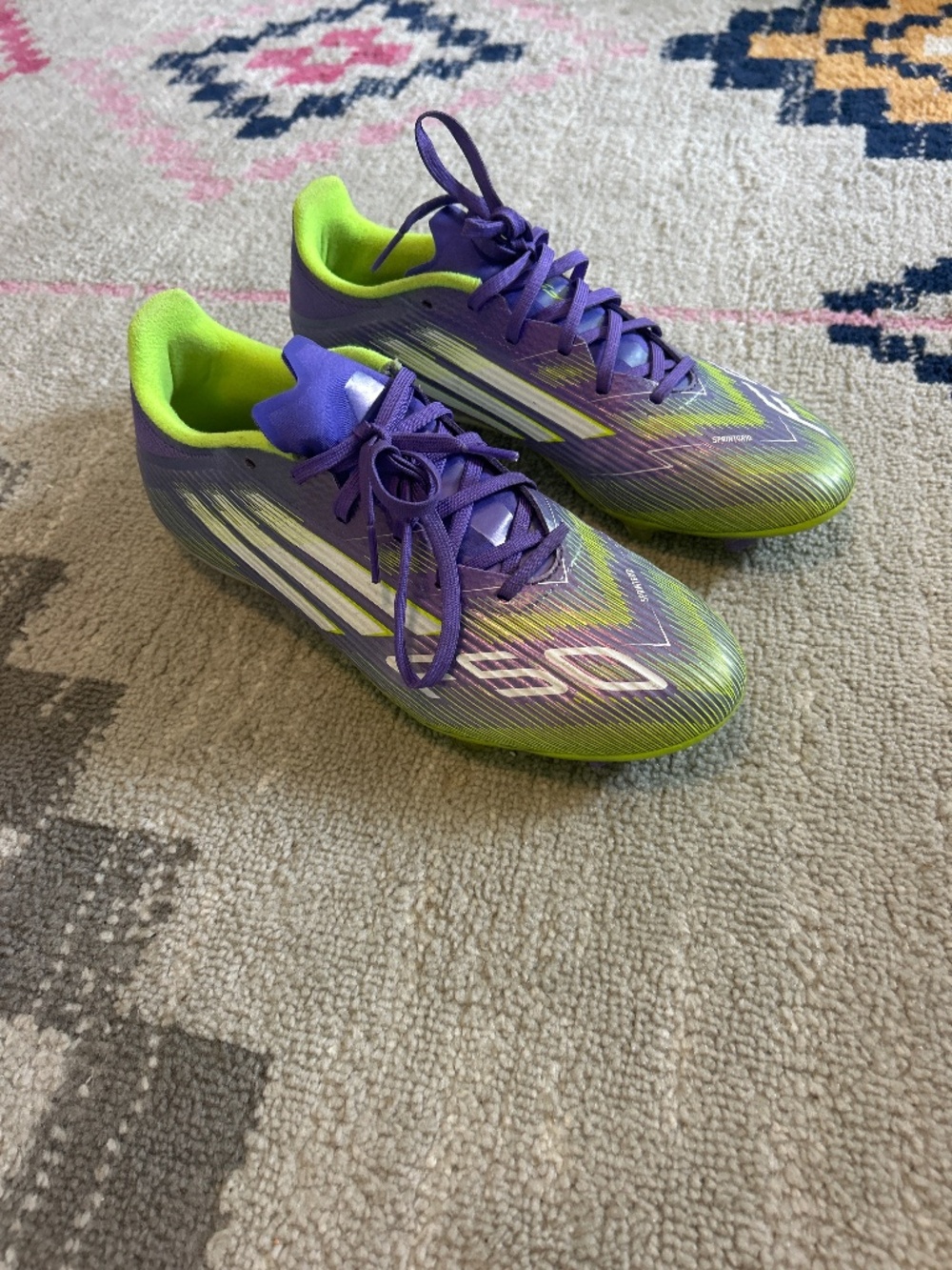 Adidas soccer cleats size 9.5